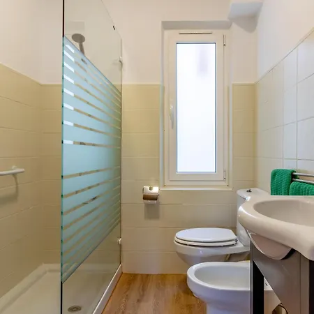 Apartament Ah La Creme De La Creme Vut6990as *